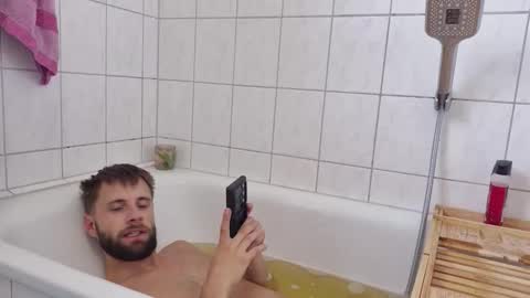 Snapshot of julia_official chatting on October 2025 10:13:02 AM julia_official online show from October 2025 10:13:02 AM