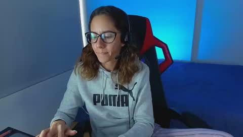 Snapshot of julia_roberts420 chatting on December 2025 06:59:02 PM Julia Schedule 10 pm to 4 am GTM-5 online show from December 2025 06:59:02 PM