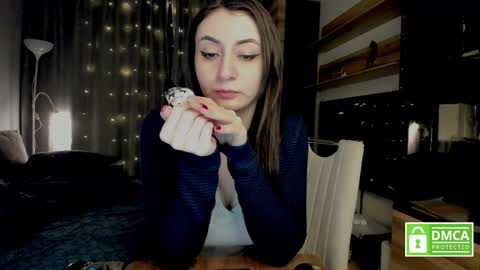 julia_t_mog online show from January 2026 09:41:01 PM