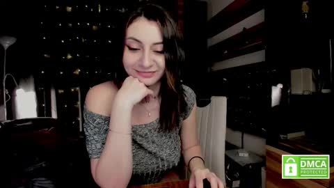 julia_t_mog online show from March 2026 10:15:02 PM