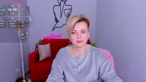 Julia online show from February 2026 07:07:02 AM