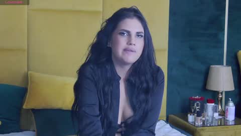 Snapshot of juliaharveyy chatting on January 2025 02:50:01 PM Julia online show from January 2025 02:50:01 PM