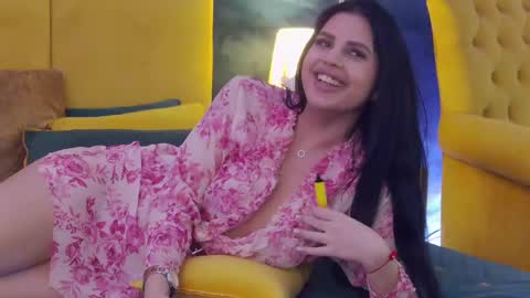 Snapshot of juliaharveyy chatting on March 2025 08:44:02 PM Julia online show from March 2025 08:44:02 PM