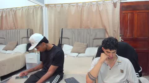 Snapshot of julian_billy chatting on December 2024 05:51:01 PM julian billy online show from December 2024 05:51:01 PM