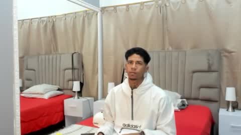 Snapshot of julian_billy chatting on January 2025 11:32:02 AM julian billy online show from January 2025 11:32:02 AM