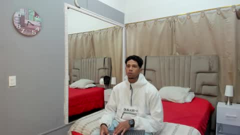 Snapshot of julian_billy chatting on February 2025 11:42:01 AM julian billy online show from February 2025 11:42:01 AM