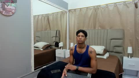 Snapshot of julian_billy chatting on February 2025 06:15:02 PM julian billy online show from February 2025 06:15:02 PM