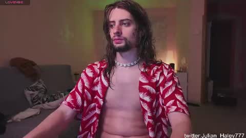 Snapshot of julian_cassablanca chatting on June 2026 02:34:01 AM julian_cassablanca online show from June 2026 02:34:01 AM
