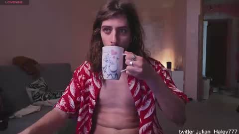 Snapshot of julian_cassablanca chatting on June 2026 03:04:02 AM julian_cassablanca online show from June 2026 03:04:02 AM