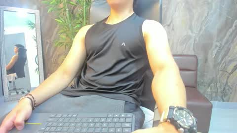 Snapshot of julian_mercier chatting on February 2026 11:22:01 AM JULIAN online show from February 2026 11:22:01 AM