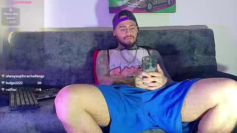 Julian independent model online show from February 2026 12:31:01 PM