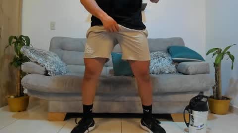 julian_wallace online show from January 2025 05:27:01 PM