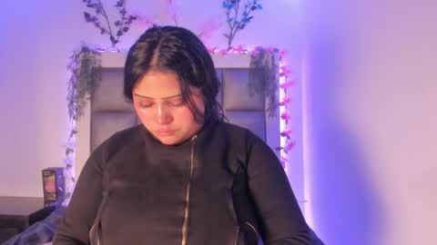 juliana_js_ online show from February 2026 04:16:02 AM