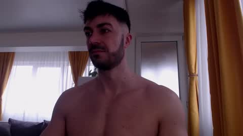 JulianRoyce online show from March 2026 09:32:01 AM