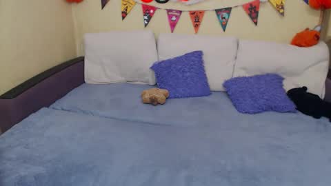 Snapshot of juliasane_ chatting on October 2025 04:20:02 PM Jul online show from October 2025 04:20:02 PM