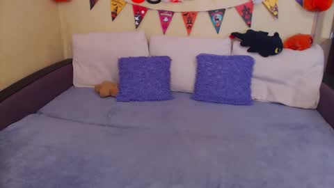 Snapshot of juliasane_ chatting on October 2025 09:10:01 AM Jul online show from October 2025 09:10:01 AM