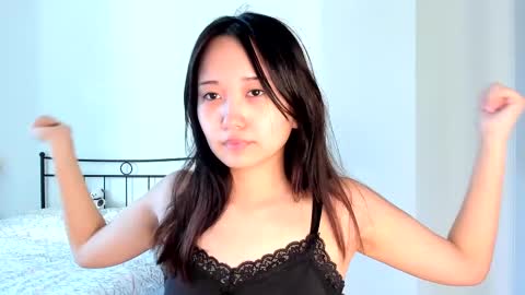 julia online show from March 2025 05:00:02 AM