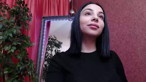 Maria online show from December 2025 07:39:01 AM