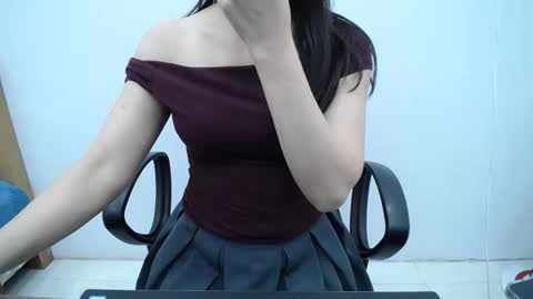 julie9x online show from February 2026 08:22:01 AM