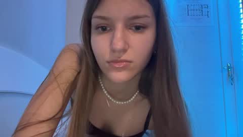 Julie Amazing online show from January 2026 06:43:02 PM