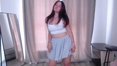 Snapshot of julie_meow246 chatting on June 2026 10:05:02 AM Julie online show from June 2026 10:05:02 AM