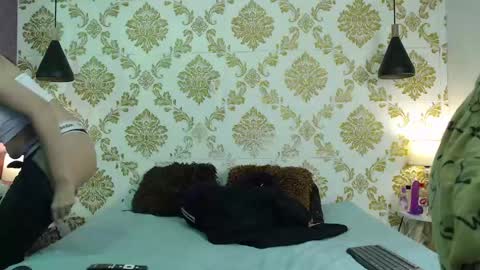 Snapshot of julie_tommy chatting on January 2025 03:11:02 AM Julie and Tommy. online show from January 2025 03:11:02 AM