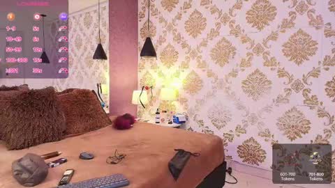 Snapshot of julie_tommy chatting on January 2025 02:49:02 AM Julie and Tommy. online show from January 2025 02:49:02 AM