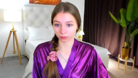 juliedaniel online show from September 2025 08:18:02 AM