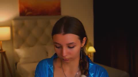 juliedaniel online show from October 2025 08:26:02 AM