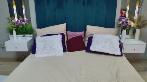 Snapshot of juliehill chatting on February 2026 07:01:02 AM juliehill online show from February 2026 07:01:02 AM