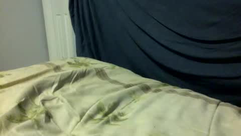 Snapshot of julienlongg chatting on January 2025 09:17:02 AM Julien online show from January 2025 09:17:02 AM