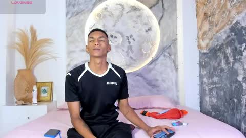 Julien online show from April 2026 12:20:01 PM