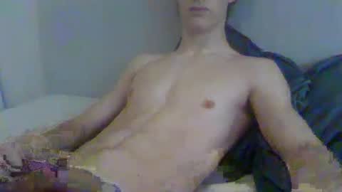 Julienl2l online show from March 2026 04:40:01 PM