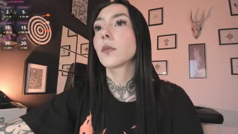 juliet_sourire online show from March 2026 02:32:01 PM