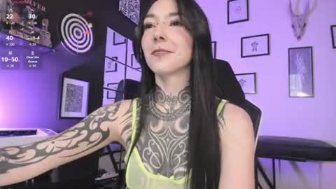 Snapshot of juliet_sourire chatting on July 2026 08:14:01 PM juliet_sourire online show from July 2026 08:14:01 PM