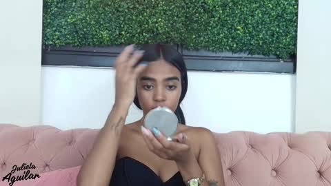 Juli online show from March 2026 07:17:01 PM