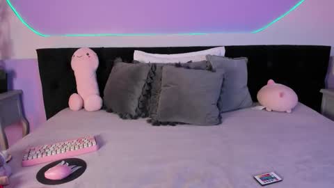 Snapshot of julieta_cortes__ chatting on December 2025 12:03:02 PM Julieta online show from December 2025 12:03:02 PM