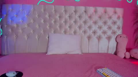 Julieta  online show from March 2026 11:49:01 AM