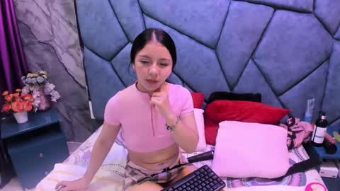 Julieta online show from May 2026 09:05:02 AM