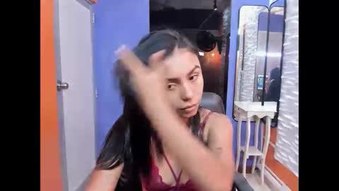 Snapshot of julieta_fn chatting on November 2025 02:38:01 PM julieta_fn online show from November 2025 02:38:01 PM