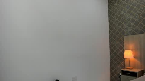 Snapshot of julieta_robertson chatting on February 2026 03:32:02 AM Julieta Robertson online show from February 2026 03:32:02 AM