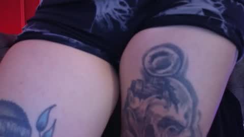 Snapshot of julieta_russell chatting on November 2025 11:51:02 AM Julieta online show from November 2025 11:51:02 AM