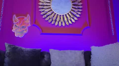 Snapshot of julieta_russell chatting on December 2025 11:59:01 AM Julieta online show from December 2025 11:59:01 AM