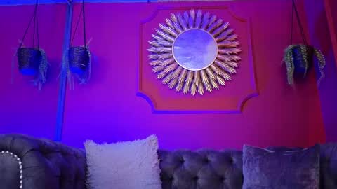 Snapshot of julieta_russell chatting on February 2026 12:02:02 PM Julieta online show from February 2026 12:02:02 PM