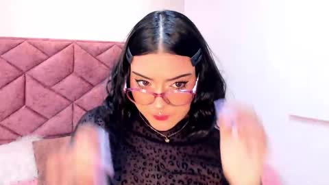 Snapshot of julieta_sweett20 chatting on January 2026 12:32:02 PM Julieta online show from January 2026 12:32:02 PM