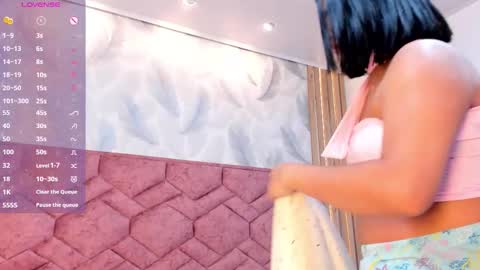 Snapshot of julieta_sweett20 chatting on February 2026 01:08:02 PM Julieta online show from February 2026 01:08:02 PM