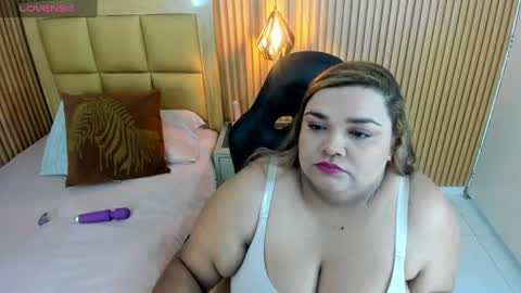 Snapshot of julietacarson chatting on July 2026 07:08:02 PM J U L IE T A online show from July 2026 07:08:02 PM