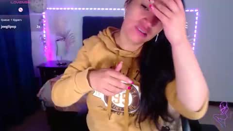 Snapshot of julietacollins06 chatting on February 2025 01:20:01 PM julietacollins06 online show from February 2025 01:20:01 PM