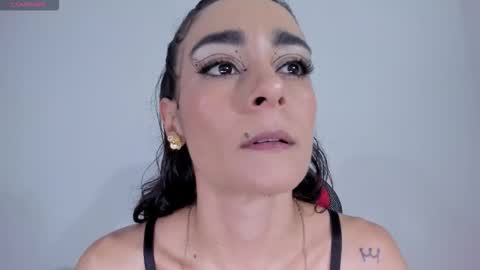 serafelle online show from November 2025 10:53:02 PM