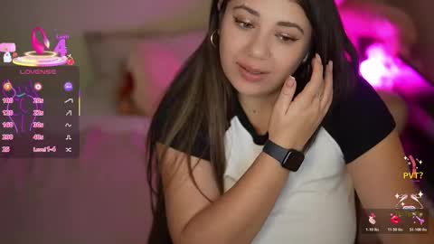 J U L I E T online show from November 2025 02:27:01 PM